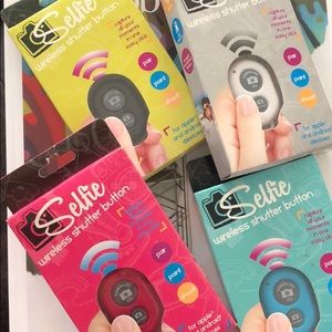 Selfie Wireless shutter button